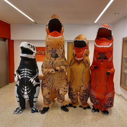 Dinosaurier Schule