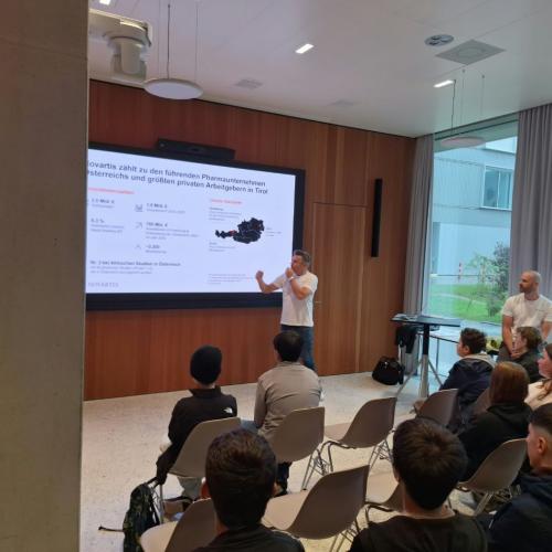 Berufsorientierung: Besuch bei Novartis