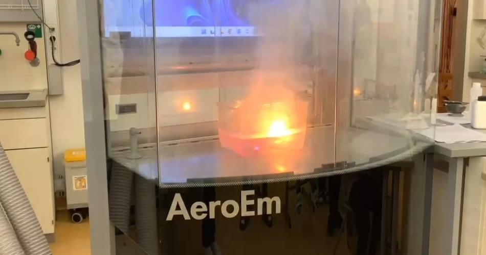 Flammenfärbung und Alkalimetalle